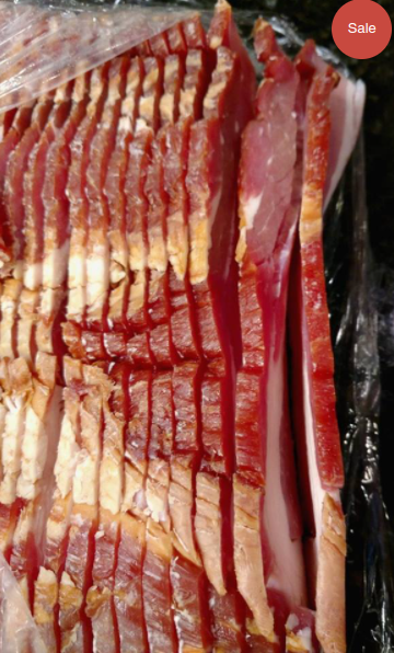 What is the difference between cured and uncured bacon?